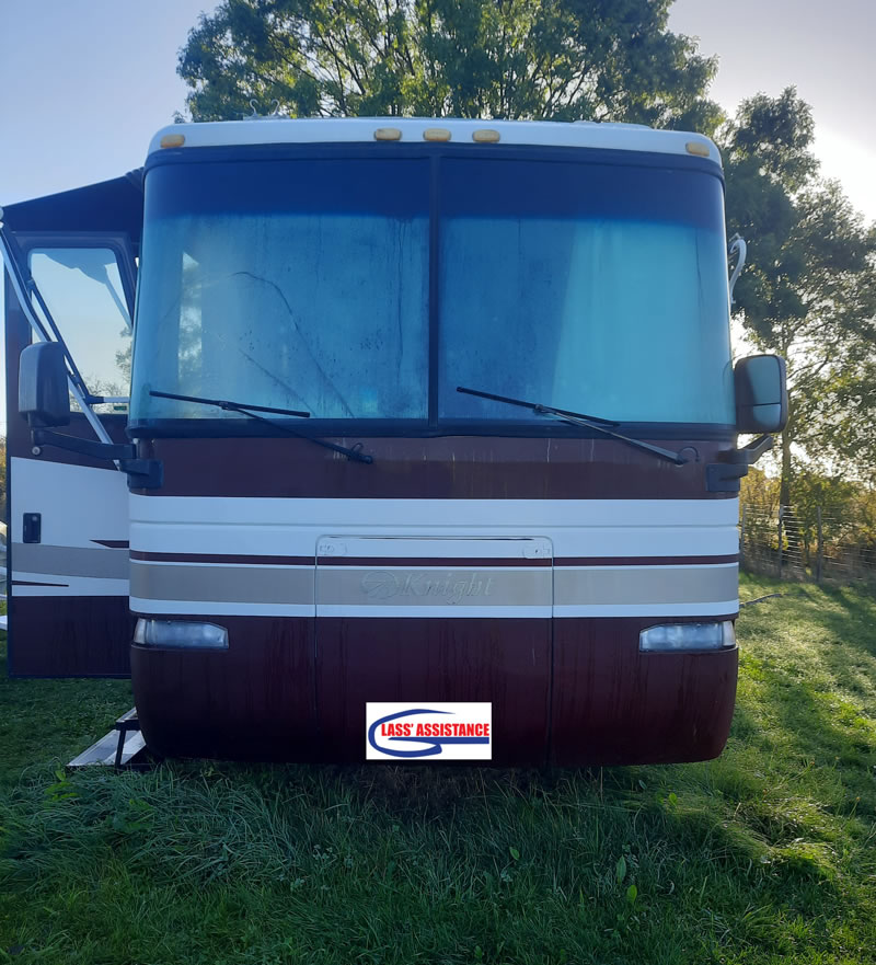 Glass'Assistance, le spécialiste de la Réparation ou remplacement de pare-brise pour Motor Home Monaco Knight 