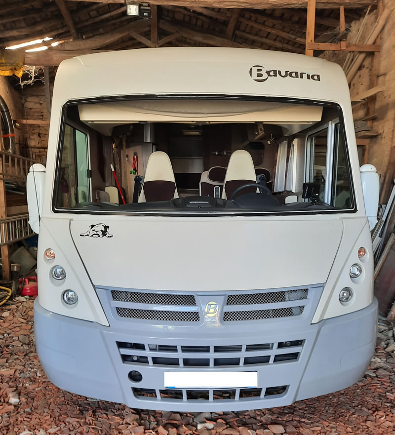 Glass'Assistance, le spécialiste de la Réparation ou remplacement de pare-brise pour Motor Home Bavaria